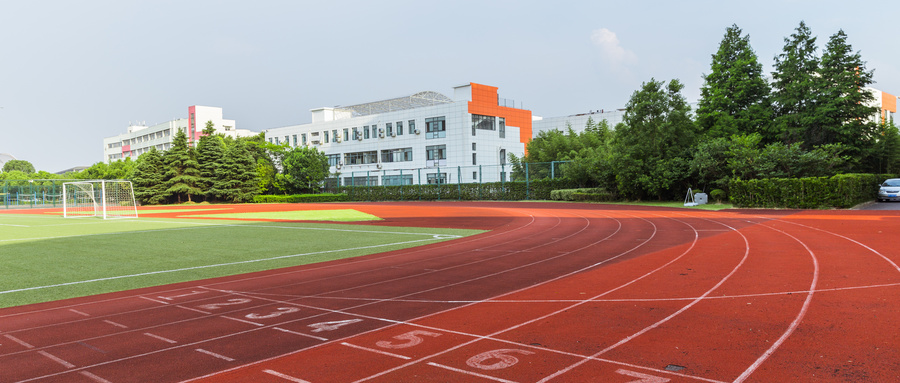 张雪峰评价贵州城市职业学院：王牌专业是护理