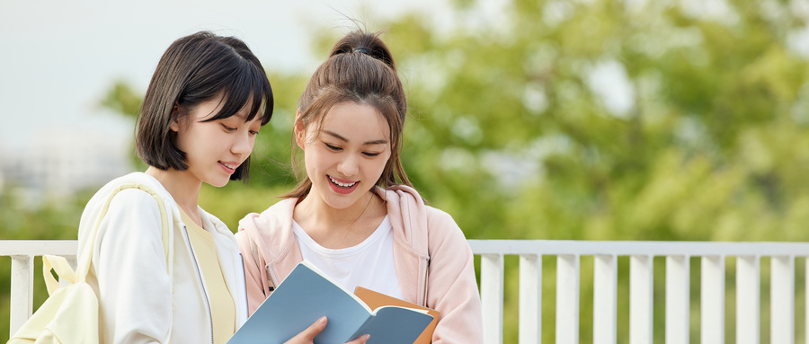 女生最吃香的五所大学及未来最吃香的专业